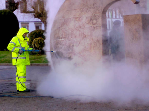 Best Sidewalk Pressure Washing  in Red Bluff, CA
